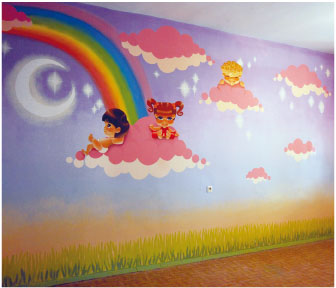Декорирование стен лаками и красками